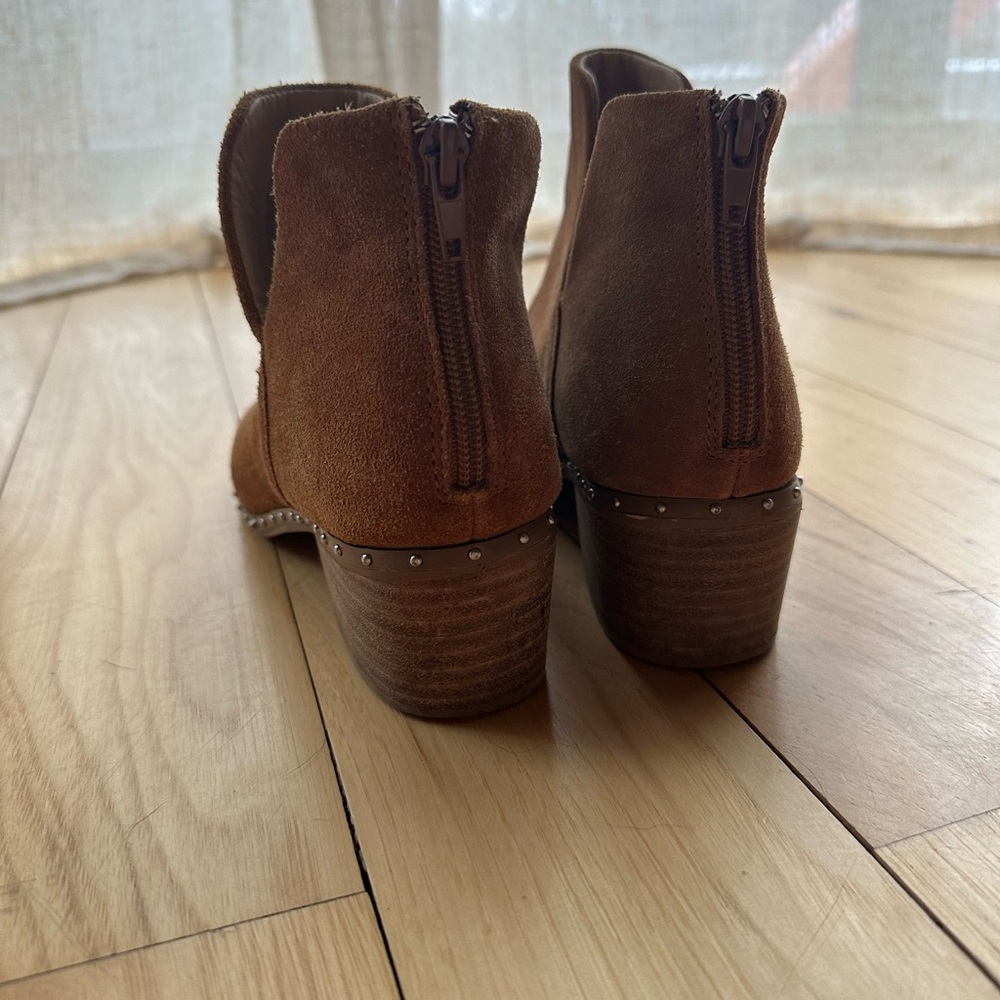 Steve Madden - Size 8.5 - Pointed Toe - Color Cam… - image 3